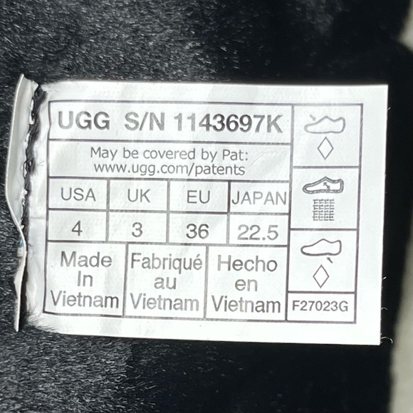 UGG Classic Brellah Mini Boot-Black-Women’s 5-Winter-Warm-Fashion-Snow-Rain-Cute - Picture 9 of 15